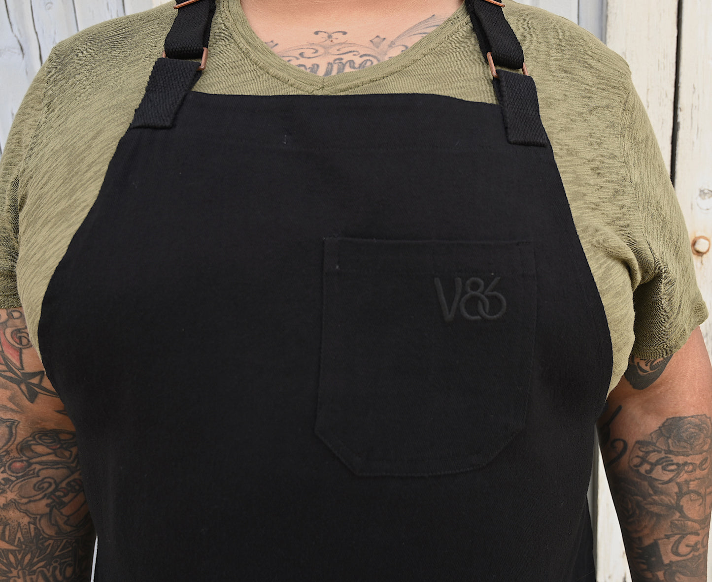 BLACK MISSION FIG APRON