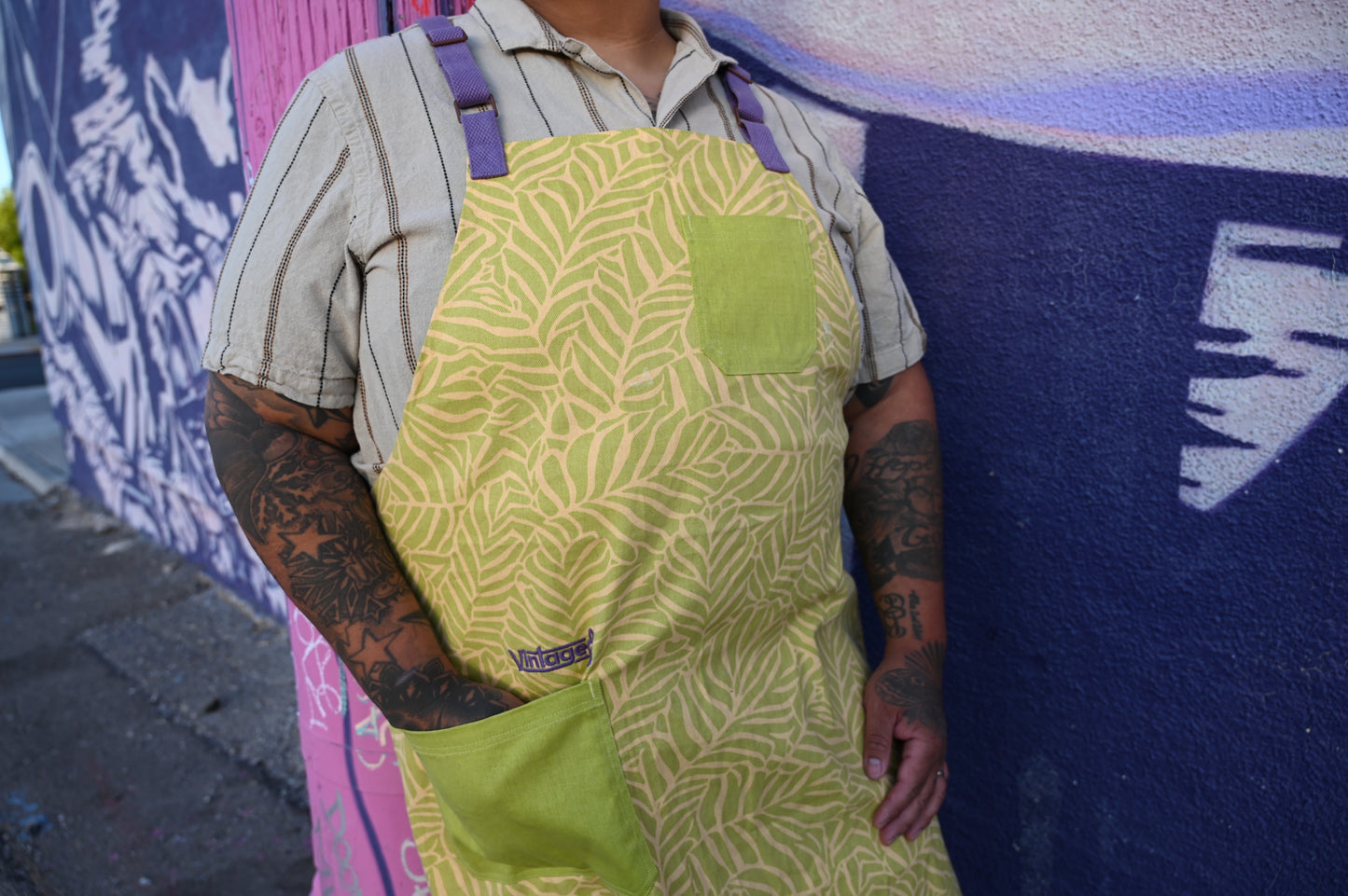 AVOCADO LEAF APRON